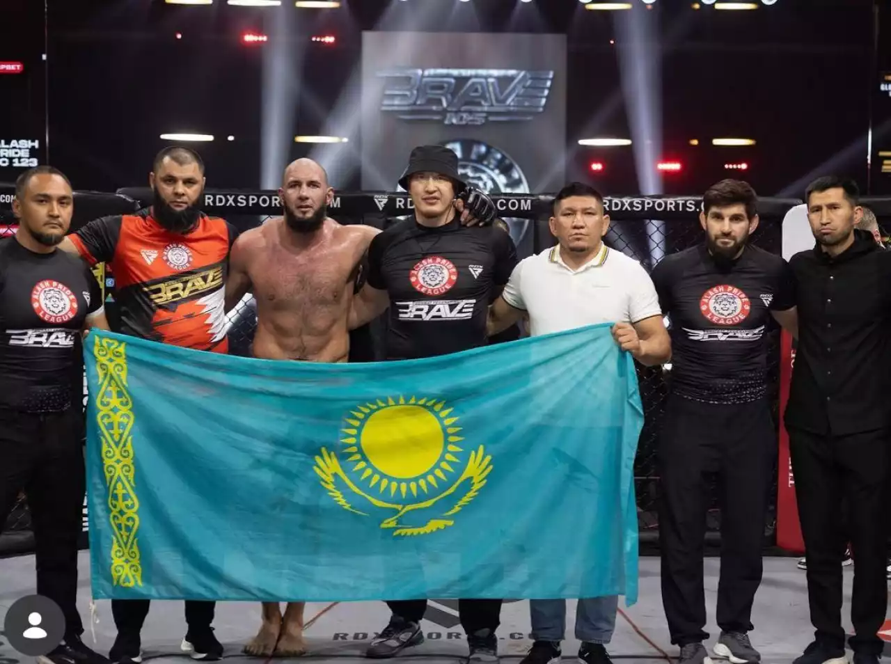 Расул Хатаев BRAVE CF ұйымында сәтті дебют жасап, жеңіліссіз сериясын жалғастырды