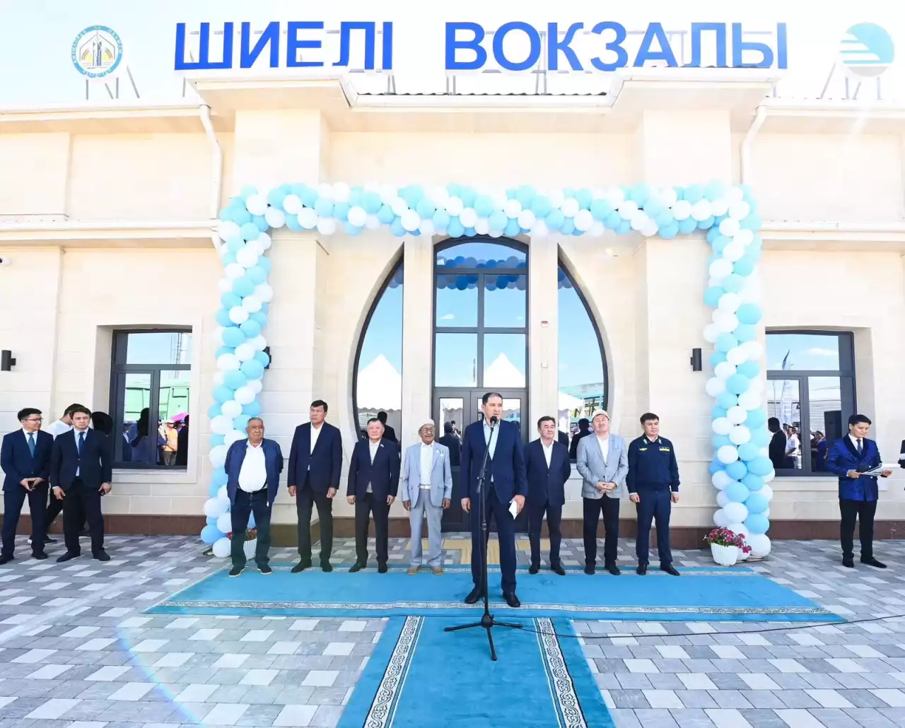 Шиелі теміржол вокзалы қайта жаңғырудан кейін іске қосылды (Фото)