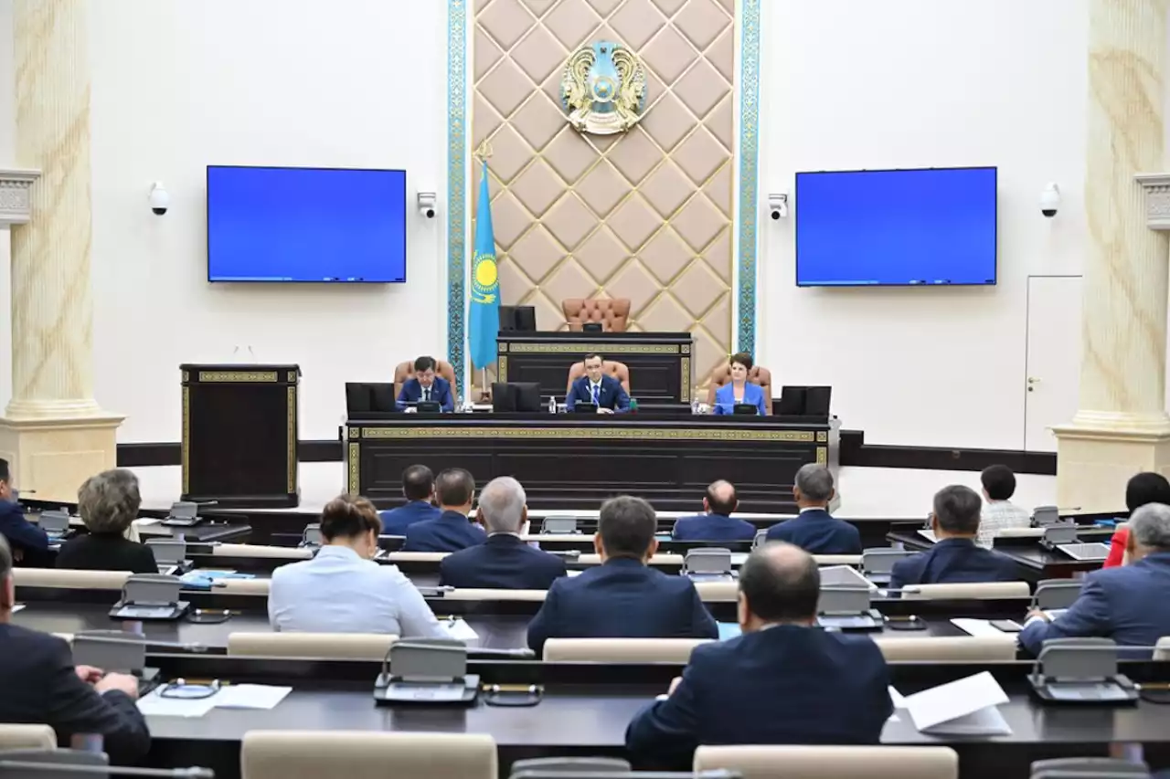Еліміздің тарихындағы Сенаттың соңғы отырысы өтті