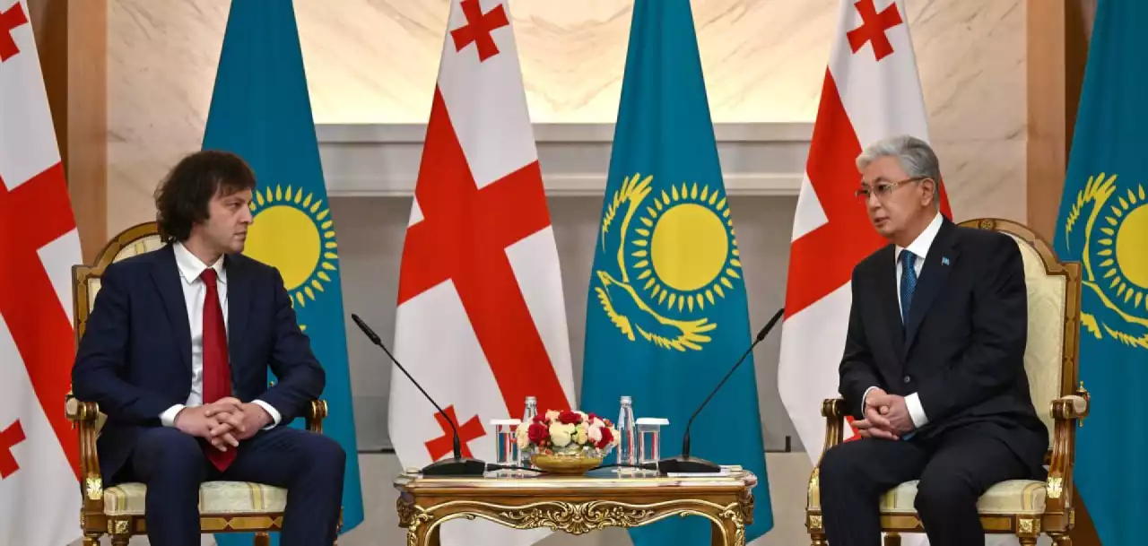Тоқаев Грузия премьер-министрімен келіссөз жүргізді