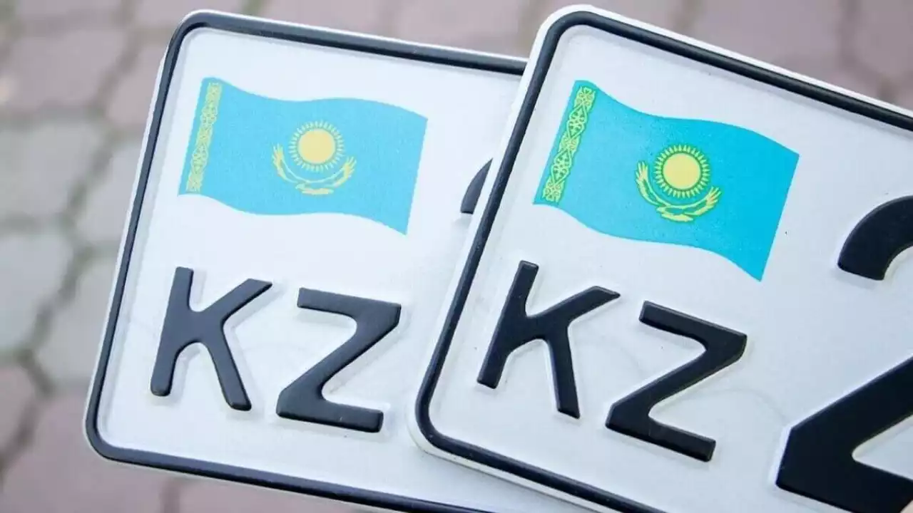 Қазақстандық туысының қалжыңына бола қамауға алынып, көлік жүргізуші куәлігінен айырылып қалды