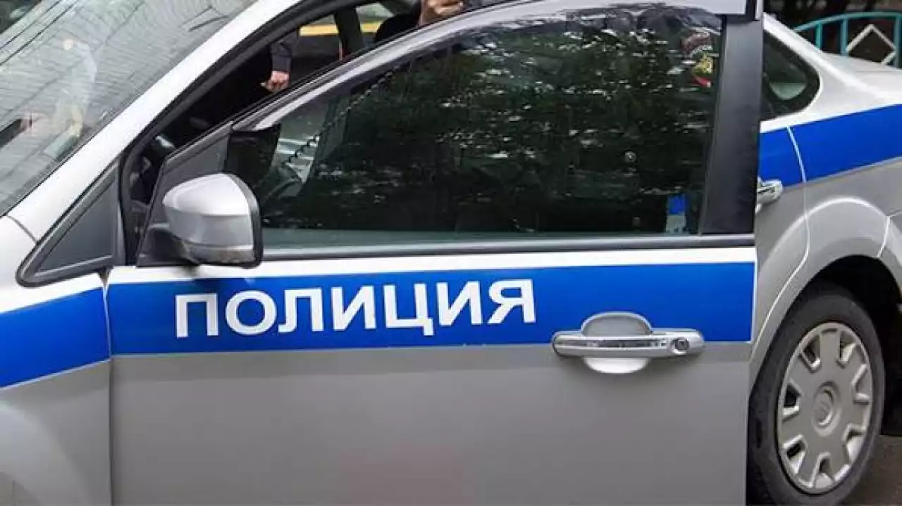 Астанада ер адам әйелін пышақтап, кейін өзіне қол жұмсаған