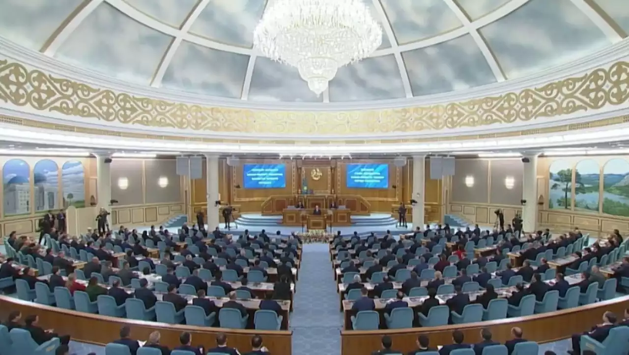 Құрылтай жанынан 50 адамнан тұратын Қоғамдық палата құру ұсынылды
