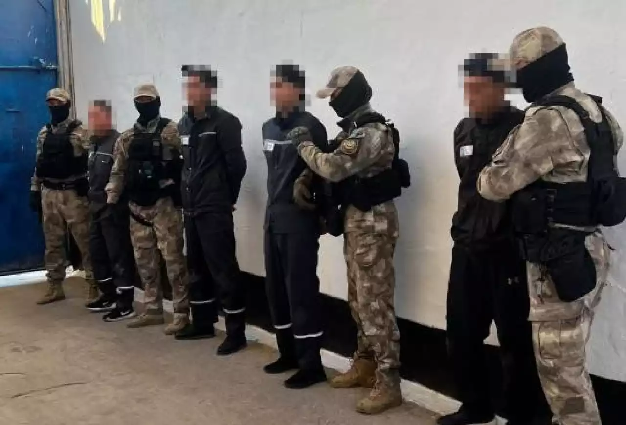 Еліміздің 10 өңірінде шекарадағы қылмыстық топтың 29 мүшесі ұсталды