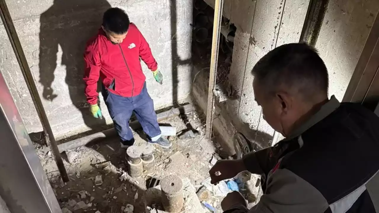 Атырауда тұрғын үйде лифт құлады: зардап шеккендер бар