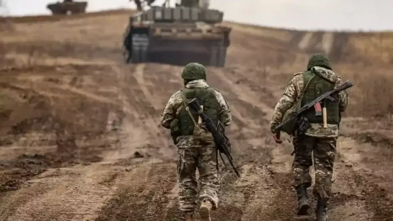 Ресейге барып, алданып қалған: бүгін 14 бала елшілікке жеткізілетін болды