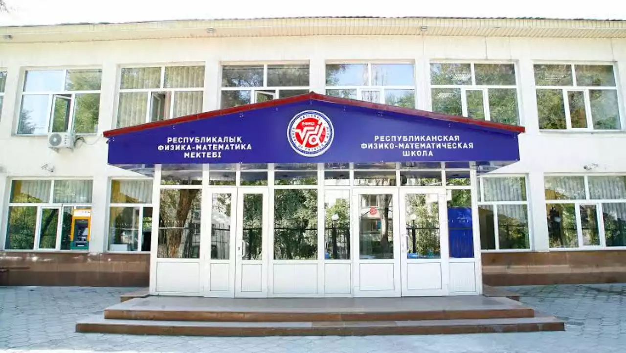 Алматыдағы РФММ-дегі уланған 60-қа жуық бала ауруханадан емделіп шықты