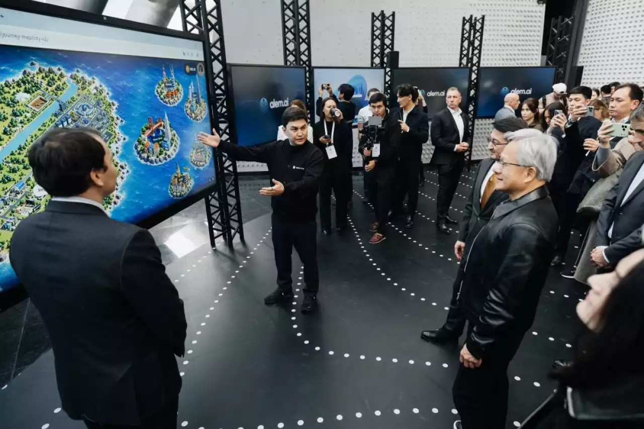 NVIDIA негізін қалаушы әрі бас директоры алғаш рет Астанада: Дженсен Хуанг Қазақстанның жасанды интеллект экосистемасымен танысты